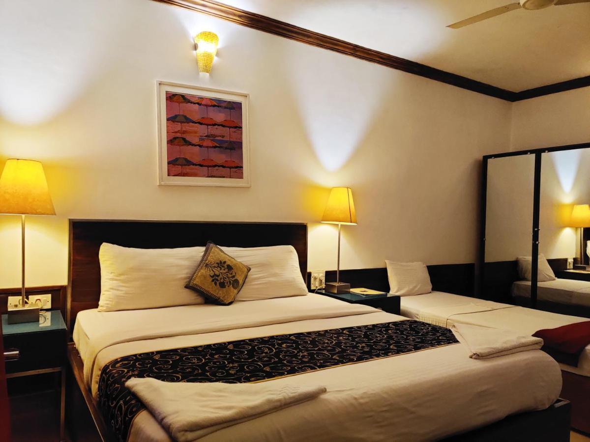 The Camelot Beach Resort - Baga Калангуте Екстериор снимка