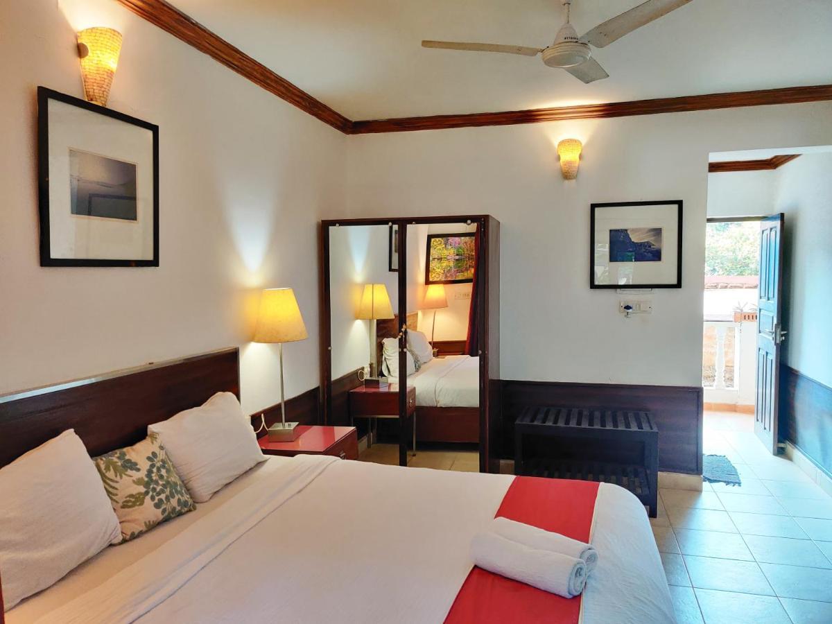 The Camelot Beach Resort - Baga Калангуте Екстериор снимка