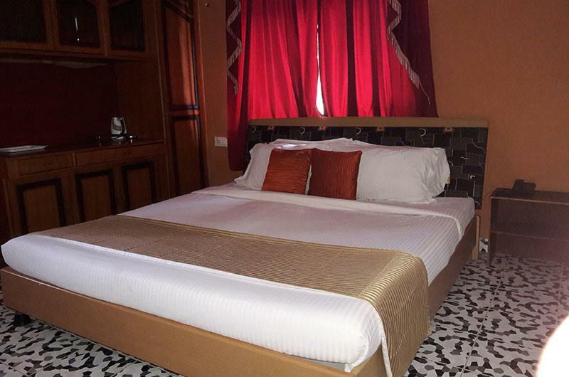 The Camelot Beach Resort - Baga Калангуте Екстериор снимка